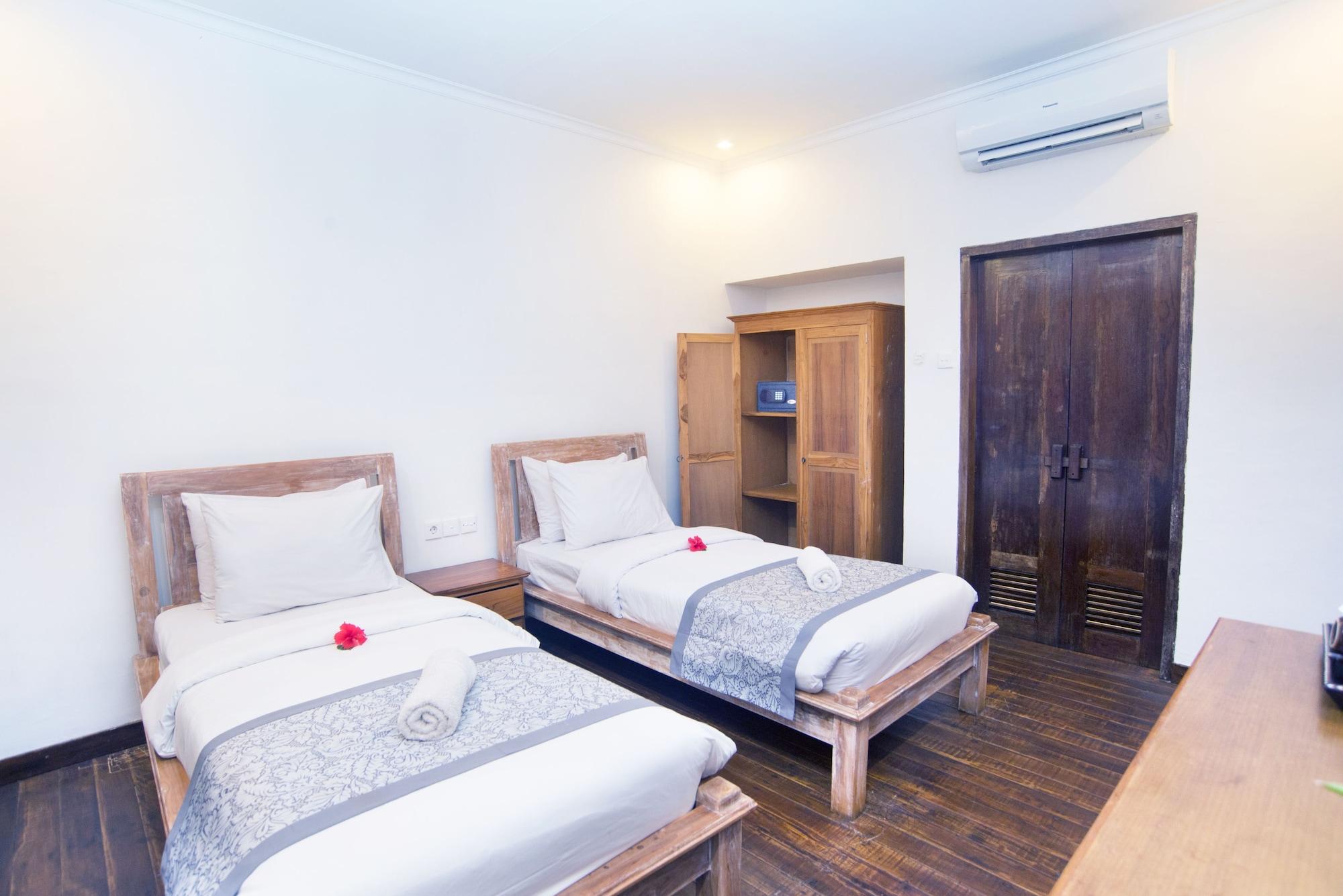 Royal Regantris Villa Karang Gili Air Exterior foto