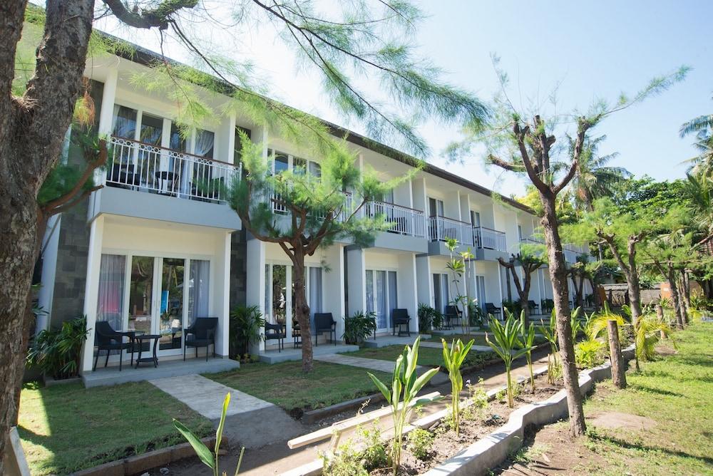 Royal Regantris Villa Karang Gili Air Exterior foto